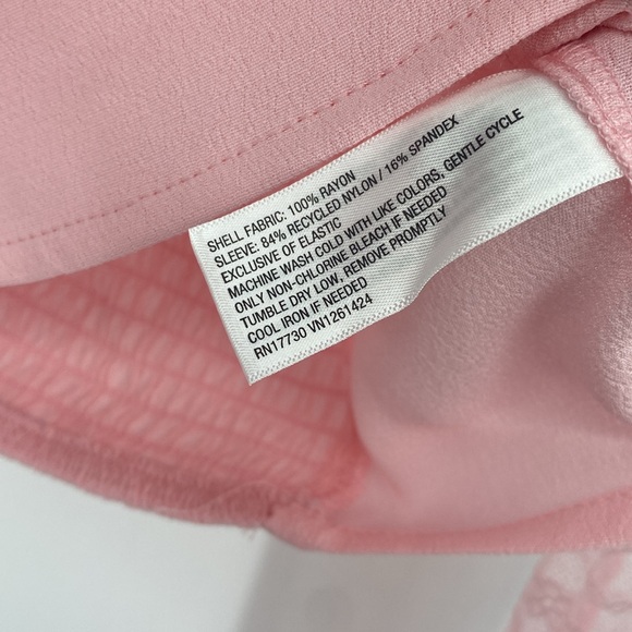 Wild Fable Pink Cropped Long Sleeve Lace Top Size Small - Picture 7 of 10